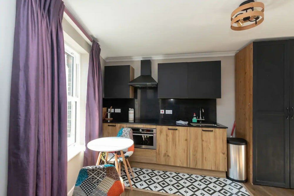 Фото Stylish 1bd Studio Flat - Balham