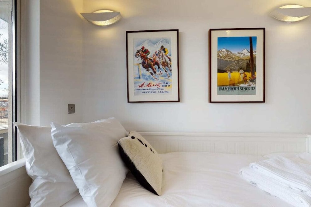 Фото Short let - Penthouse Apartment With West-facing Terrace