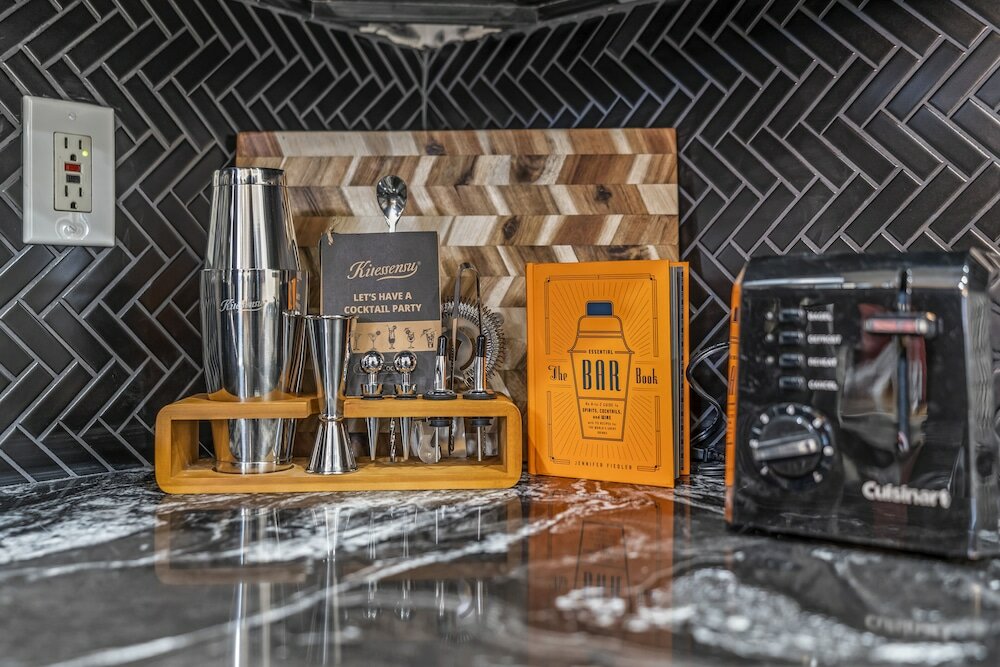 Фото Charming Historic Gem Heart of Philly 2b