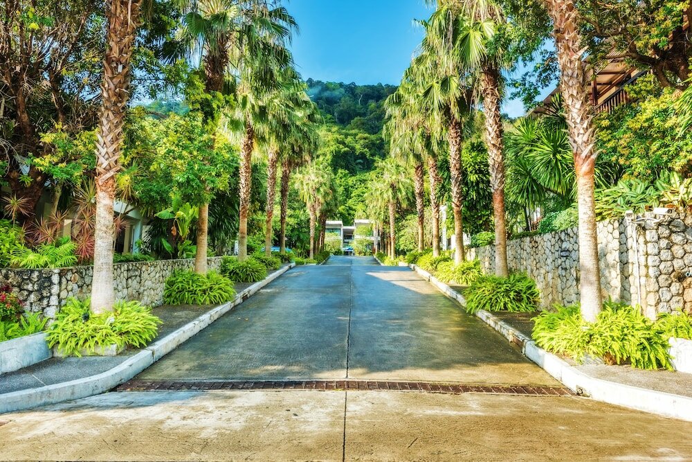 Фото Wyndham Sea Pearl Resort Phuket