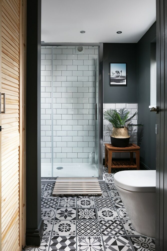 Фото 2 Bed - Sutton House by Pureserviced