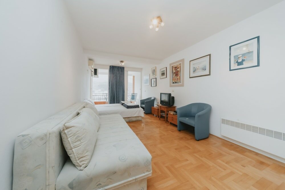 Фото Sea view studio Tibor