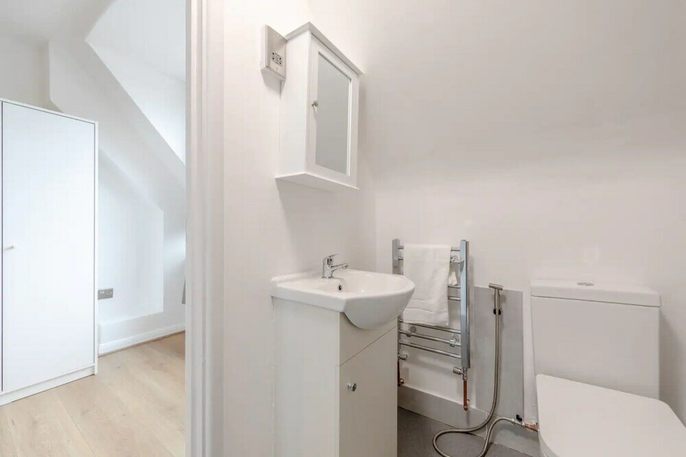 Фото Central 3 Bedroom House With Garden