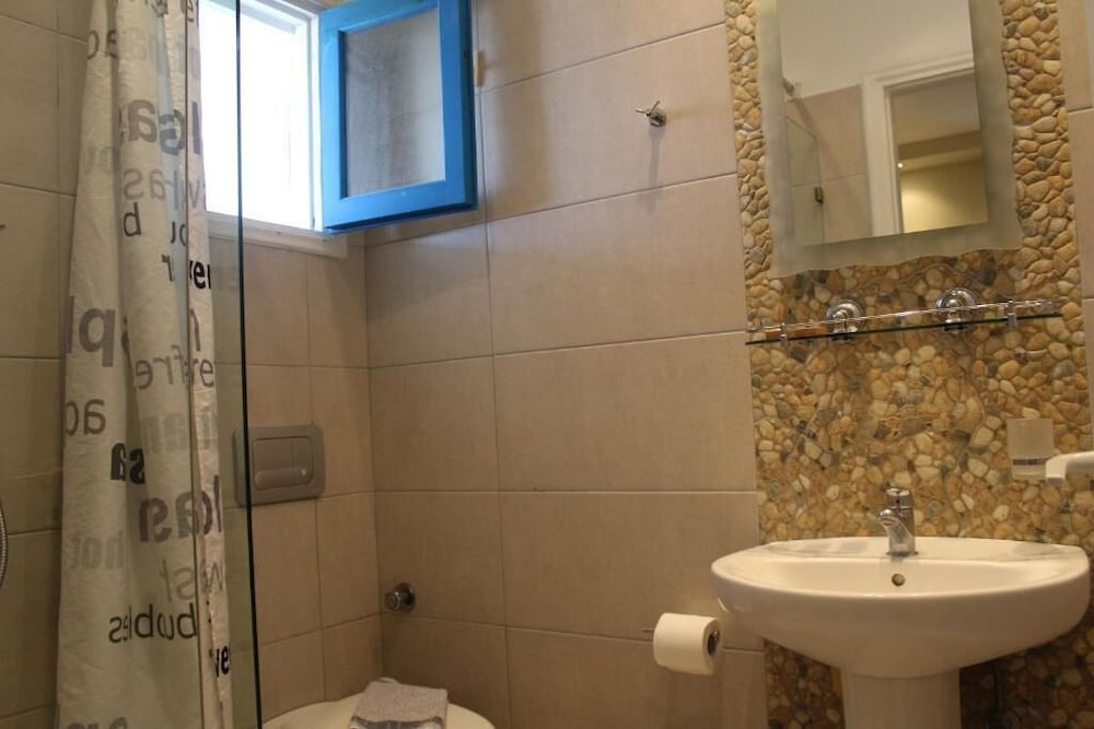 Фото Sea View Studios Apartments