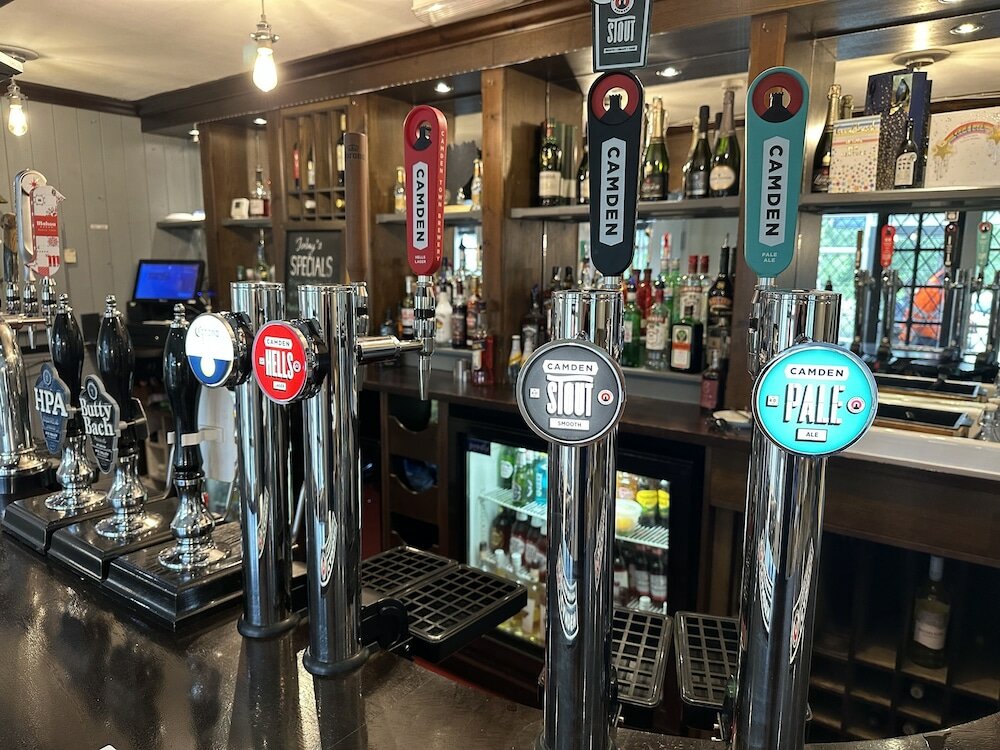 Фото The Fish and Anchor Inn