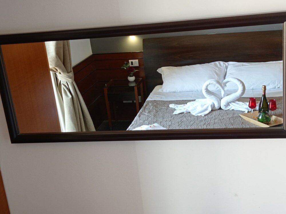 Фото Romalive Hotel