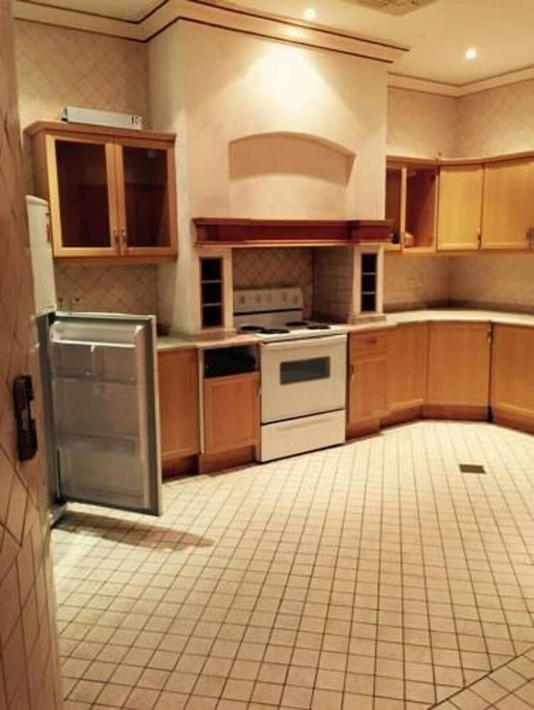 Фото Warood Alsafwa Villas & Hotel Suites