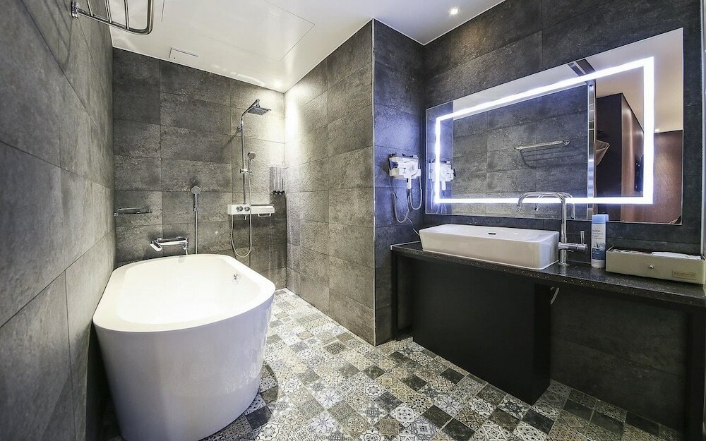 Фото Yongin Boutique Hotel Bien