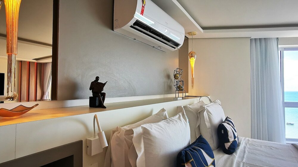 Фото Seaflats Iate Plaza Hotel