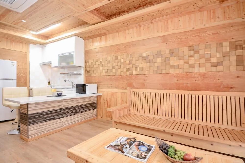 Фото Yeosu Sea and Starnight Pension