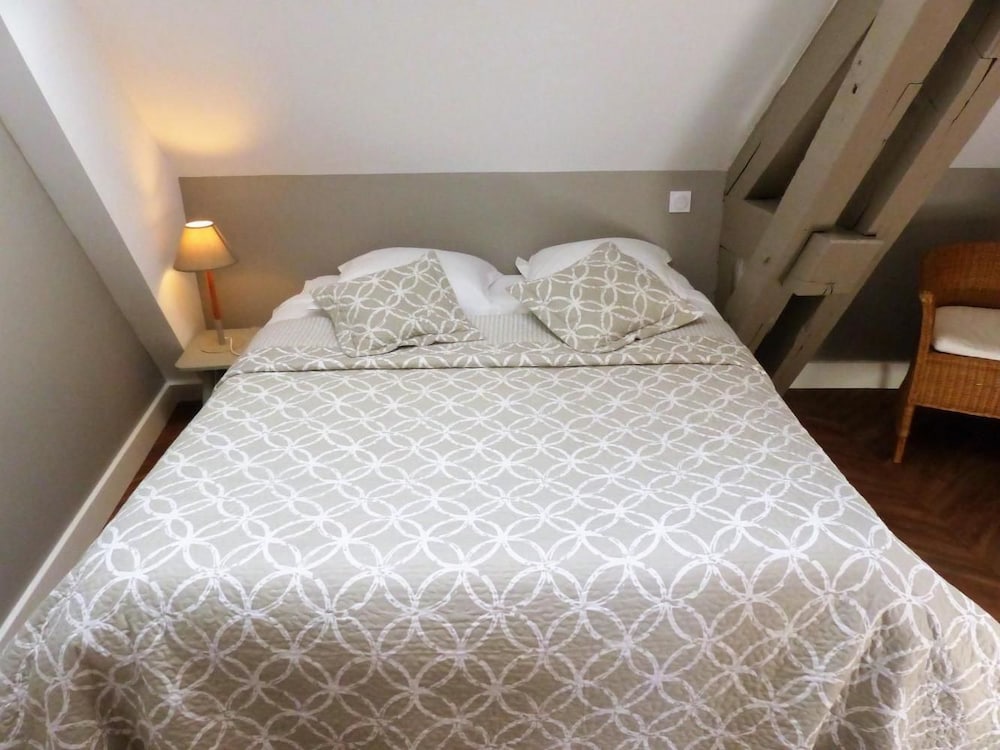 Фото Le Bristol Gites urbains