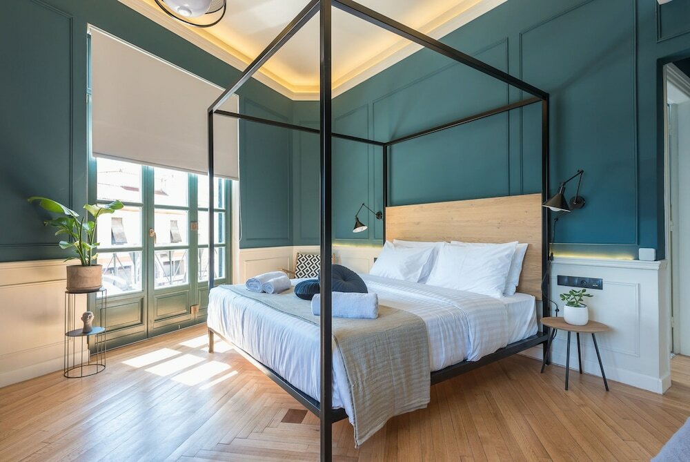 Фото Moon And Stars Athens