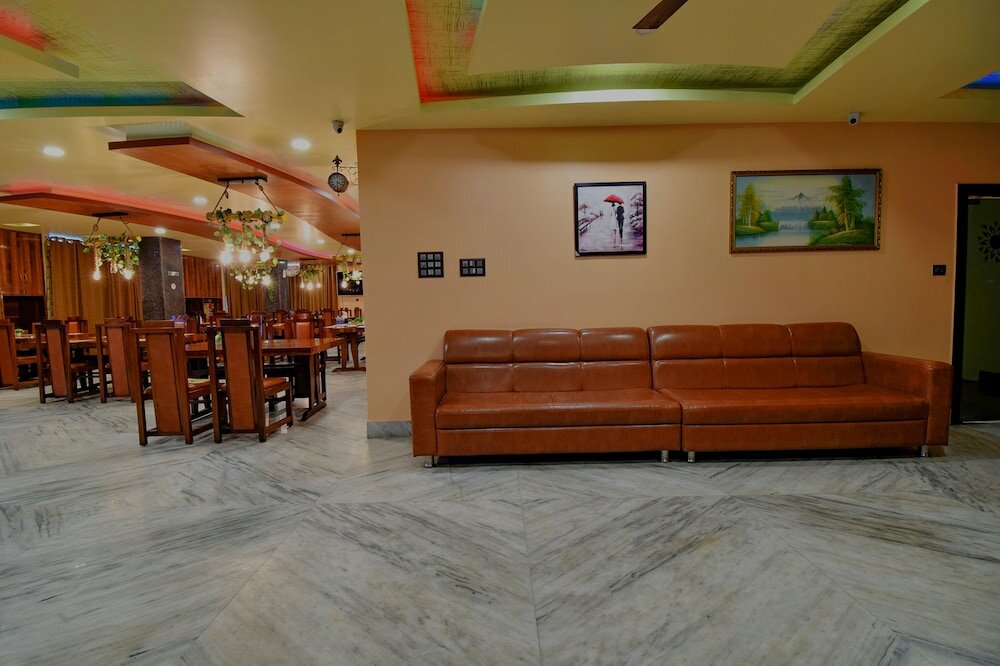 Фото Fabhotel Red Rose