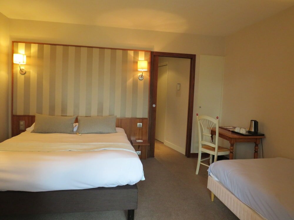 Фото Clos de Vallombreuse, The Originals Relais