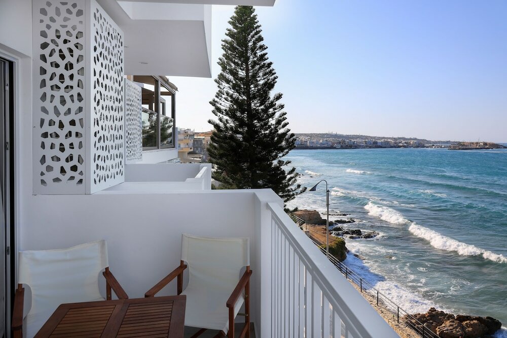 Фото Sea Breeze Hotel