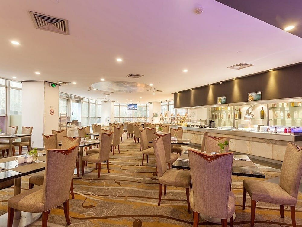 Фото Holiday Inn Shanghai Vista