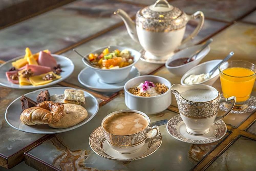 Фото Huentala Hotel