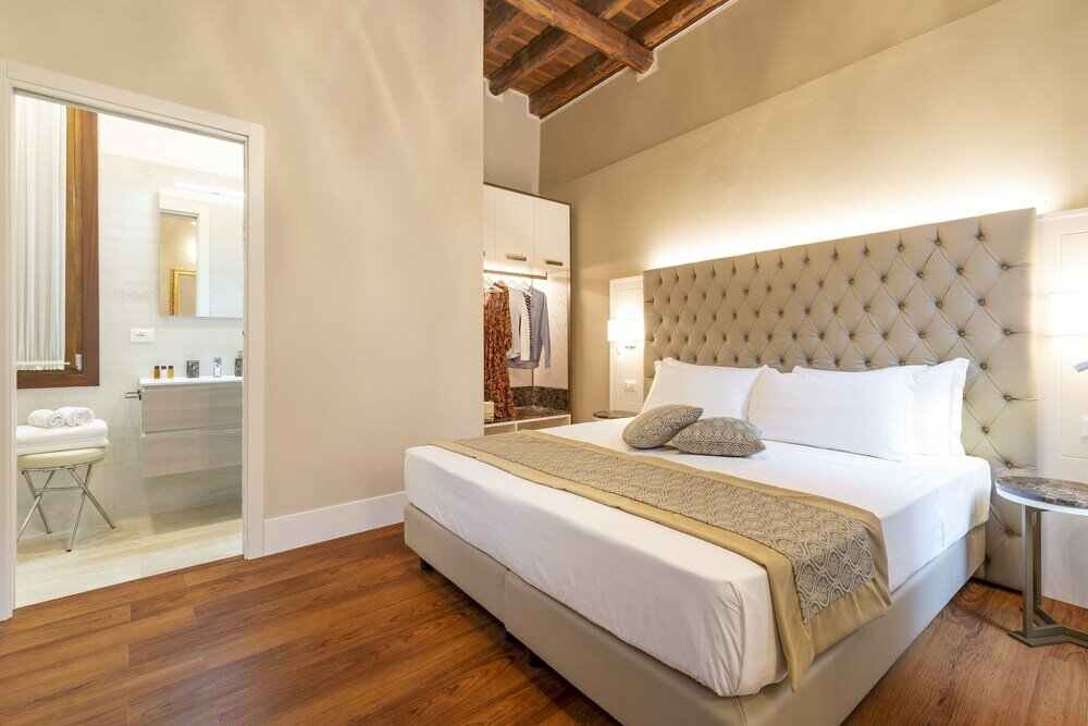 Фото Residenza La Duchessa Deluxe Rooms