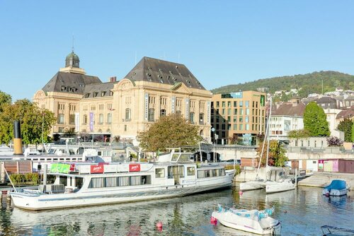 Гостиница Neuchatel City Hotel в Кантоне Невшатель