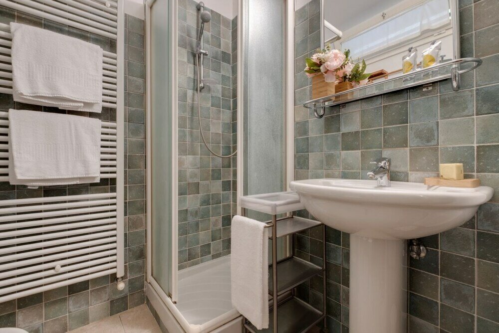 Фото VIA Santo Stefano Secret Garden Apartment