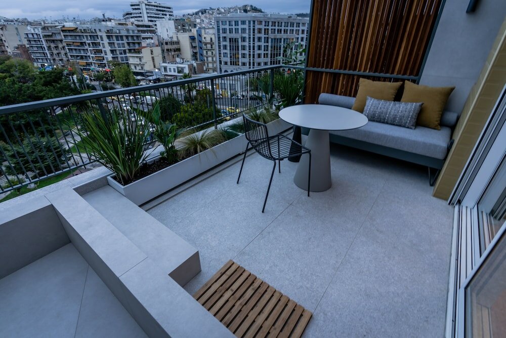 Фото Athinaion Recreation Suites