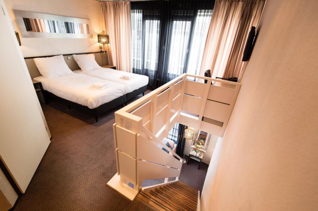 Фото Hotel De Duif Lisse - Schiphol