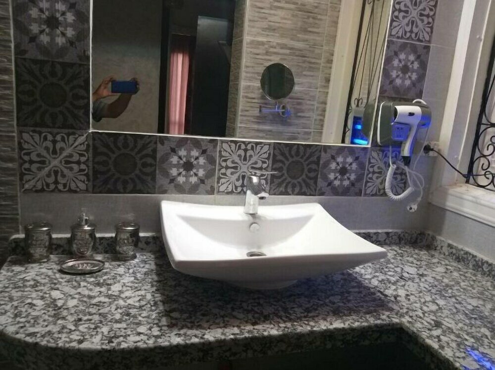 Фото Hotel Lahlou