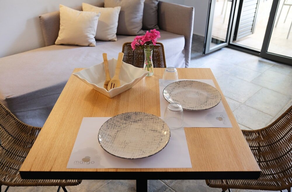 Фото Margo Beach Hotel