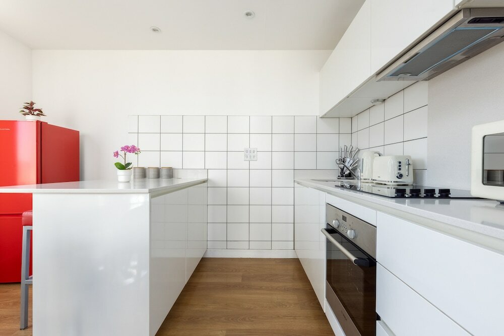 Фото The Bow Apartment