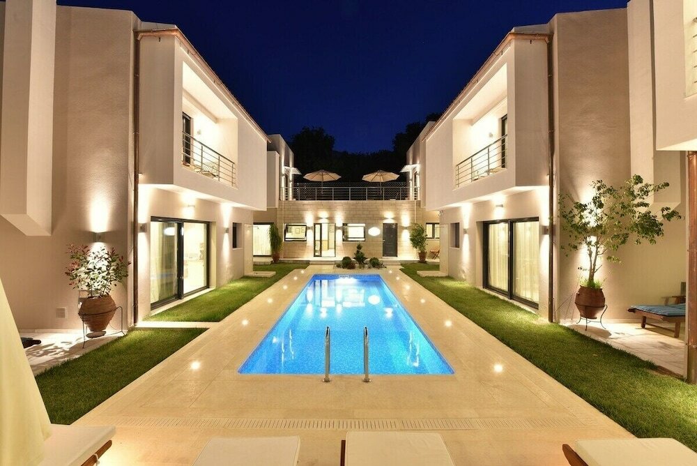 Фото Alexander Mountain Resort