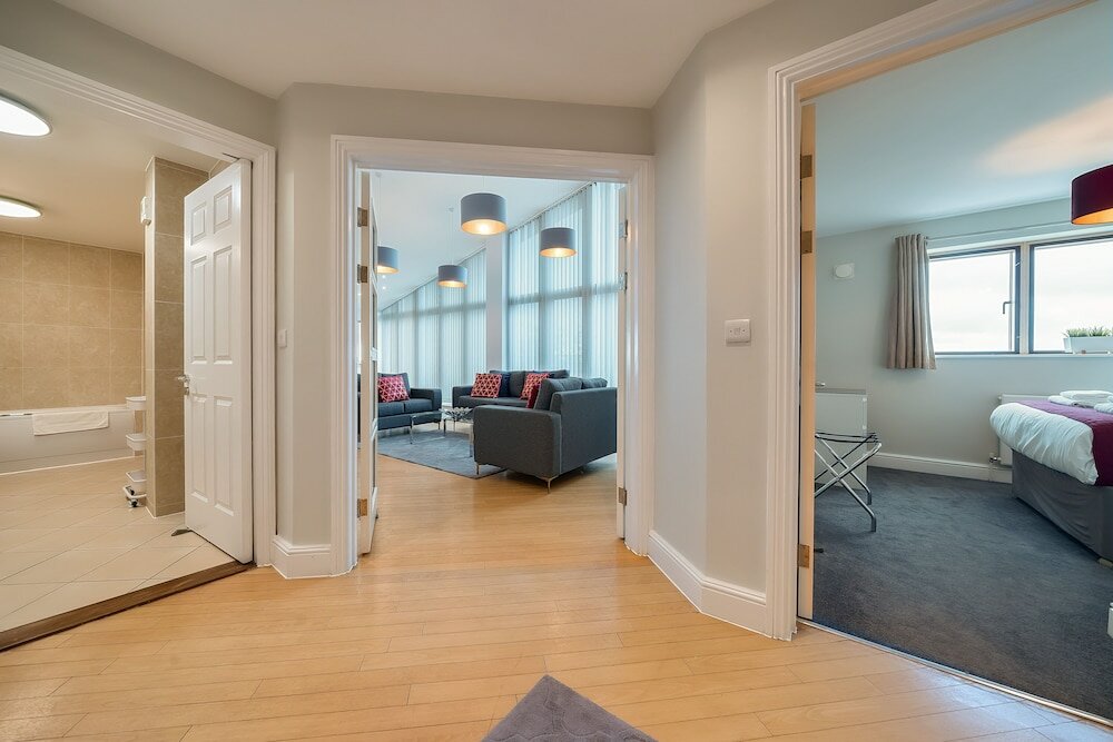 Фото Roomspace -The Courtyard Penthouse