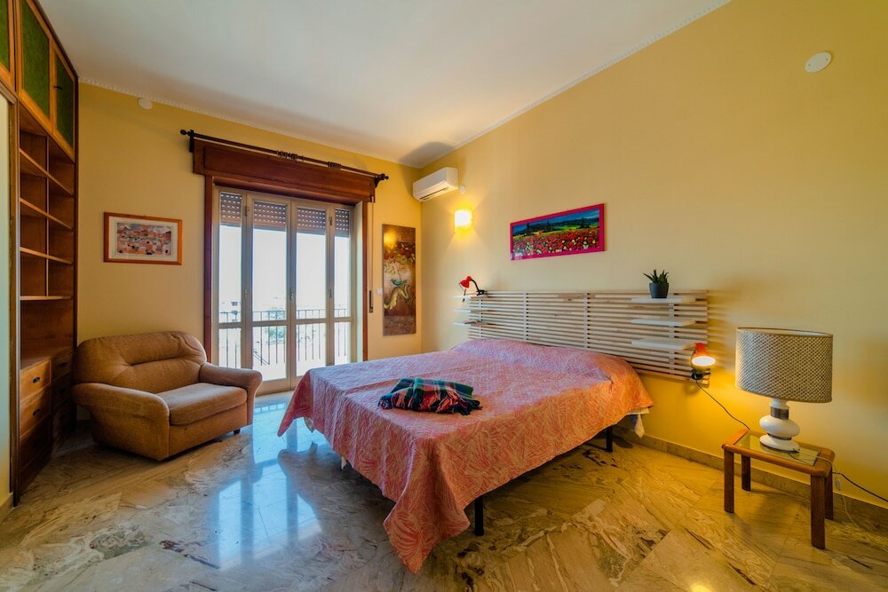 Фото La Terrazza Di Siracusa - Roomy And Bright Flat