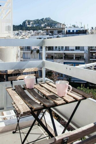 Гостиница Gorgeous 3 bedrooms apt at Exarcheia в Афинах