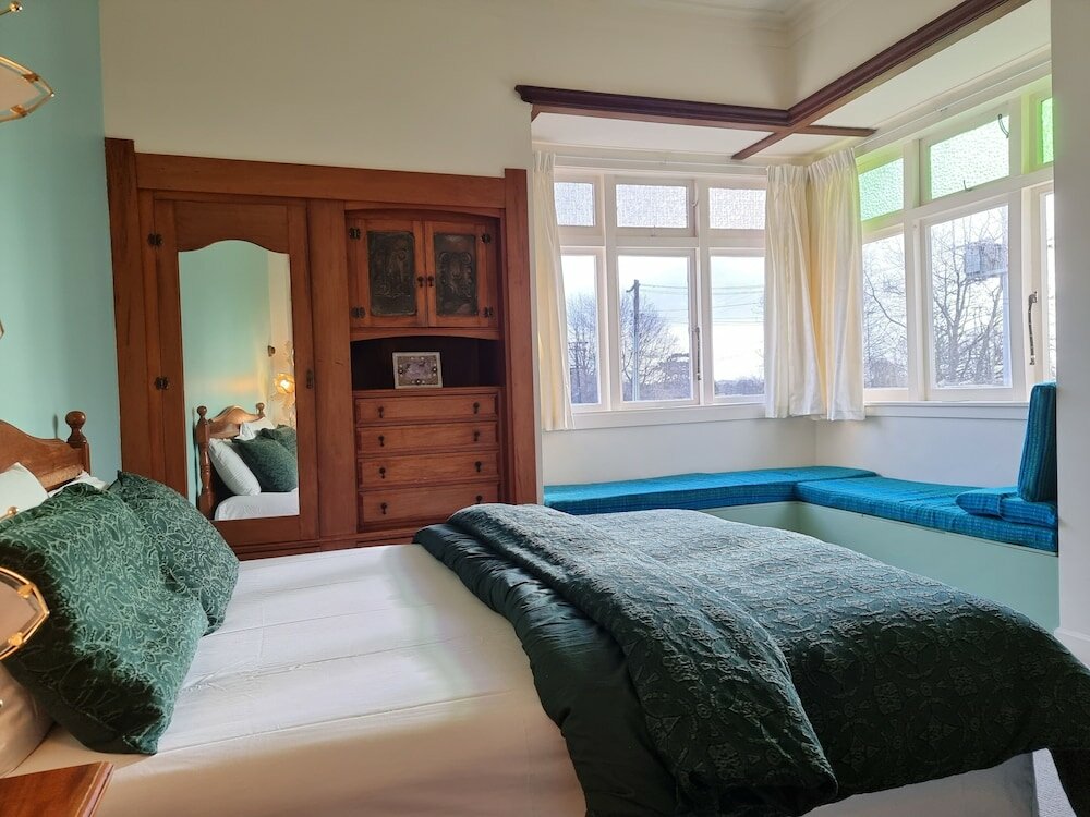 Фото 4 Bedroom Character House Papakura