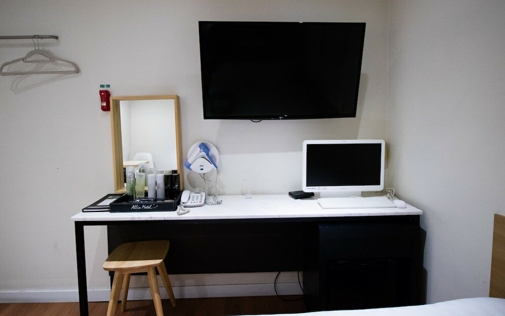 Фото Nonhyeon All In