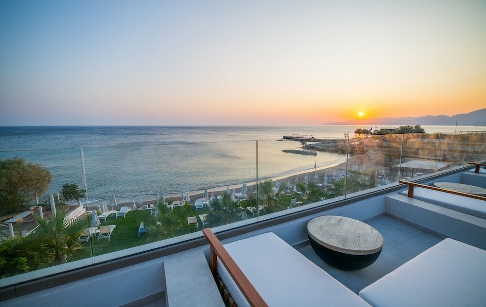 Фото Akasha Beach Hotel & SPA
