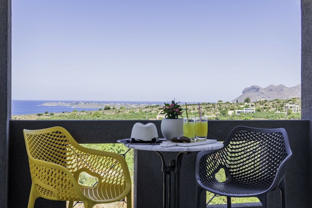 Фото Апарт-Отель Talos Luxury Suites