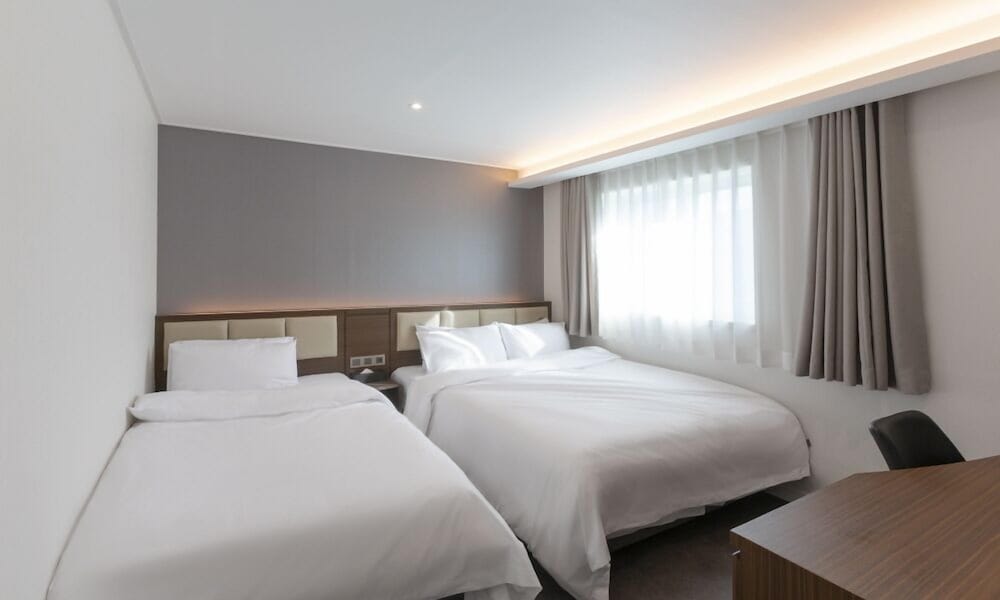 Фото Busan Lounge 26 Hotel