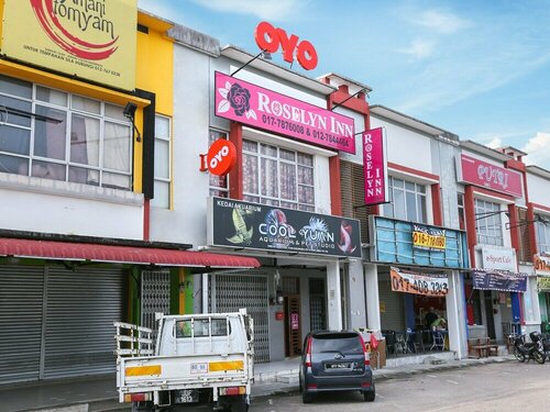 Гостиница Oyo 89772 Roselyn Inn