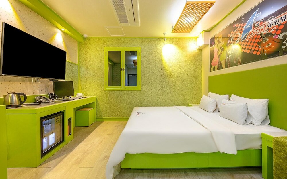 Фото Buan Gyeokpo Some Hotel