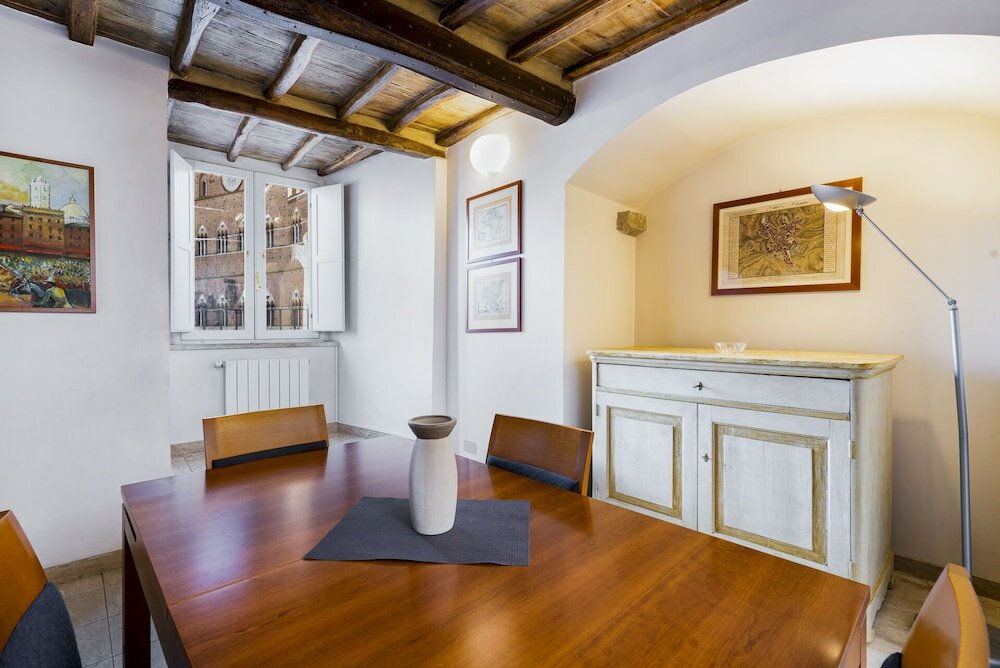 Фото The Balcony Suite -Piazza del Campo View