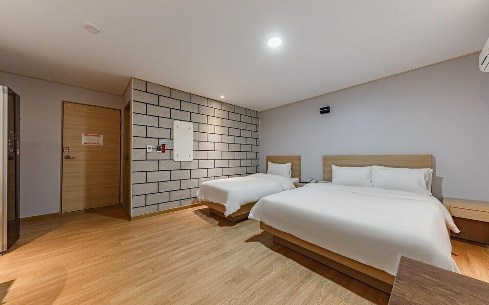 Фото Nonsan River