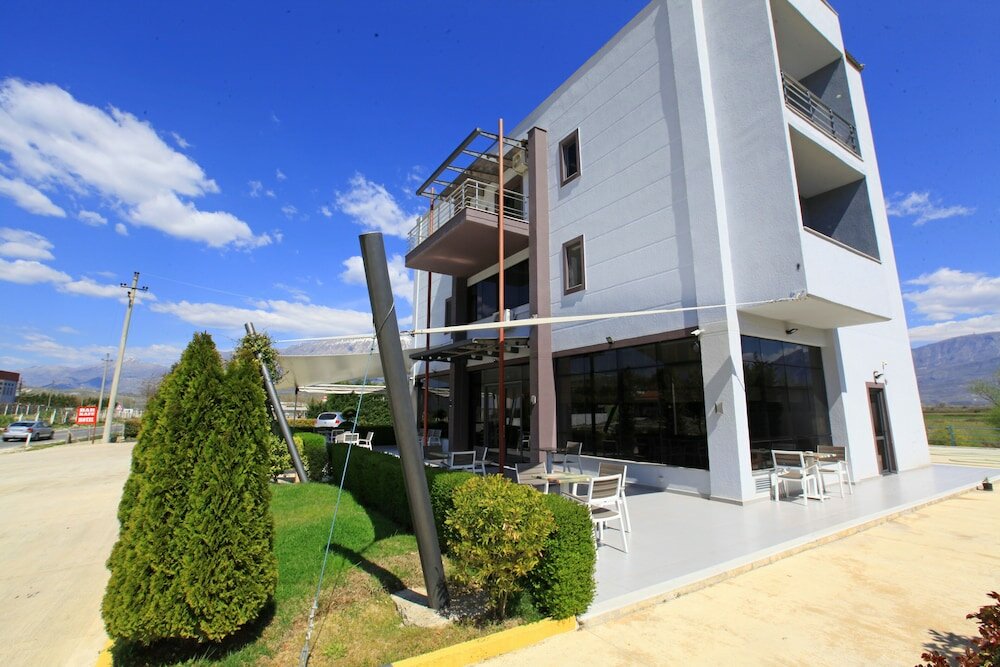 Фото White Palace Hotel