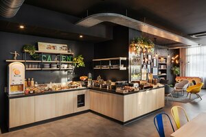 Гостиница Campanile Caen Centre Gare