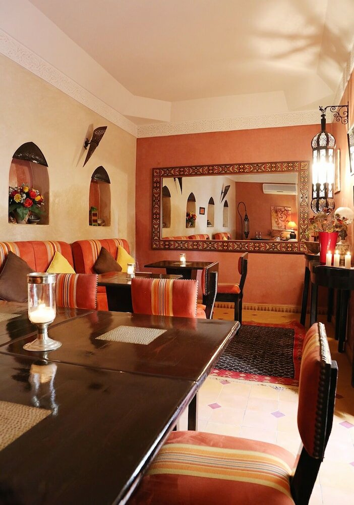 Фото Riad Assaada