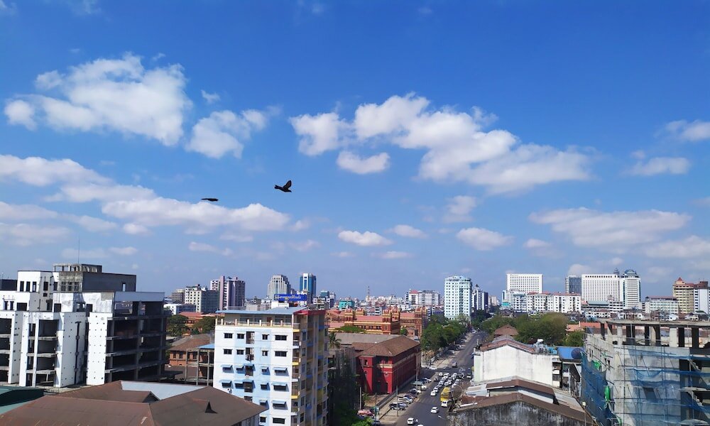 Фото Queen's Park Hotel