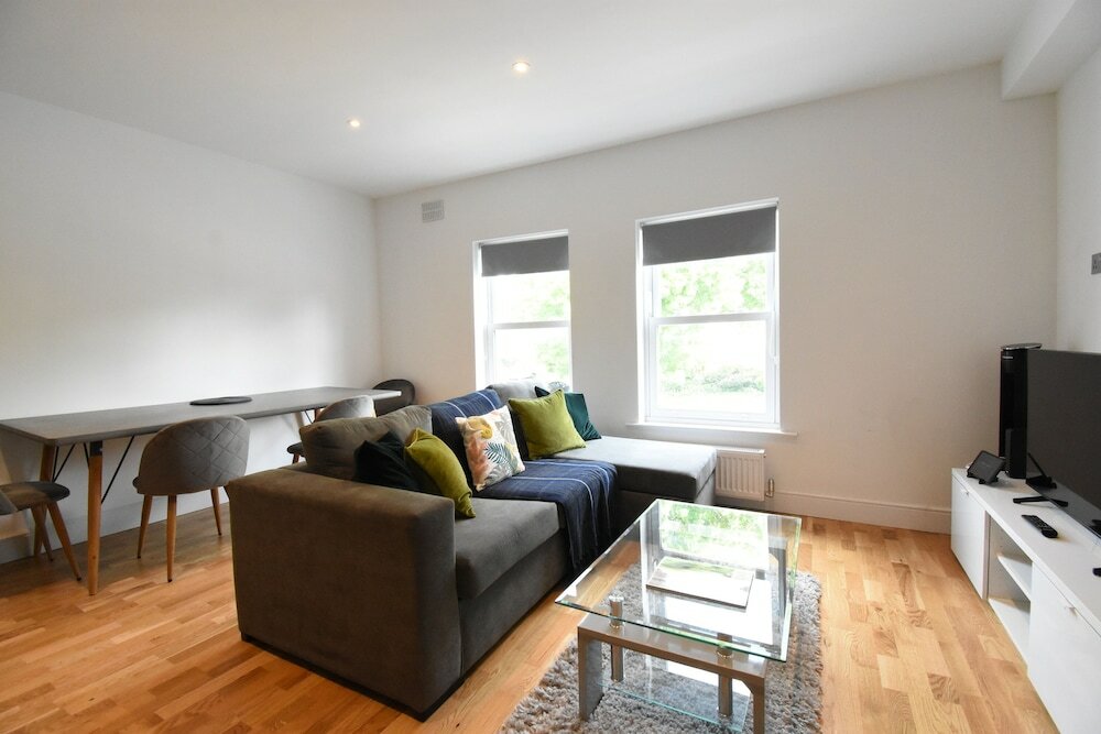 Фото Northside Apartments Finchley