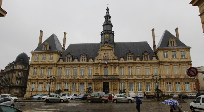 Фото отеля 2