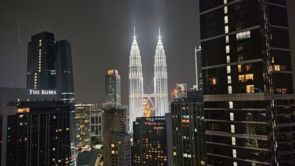 Фото Astra At 8 Kia Peng Suites