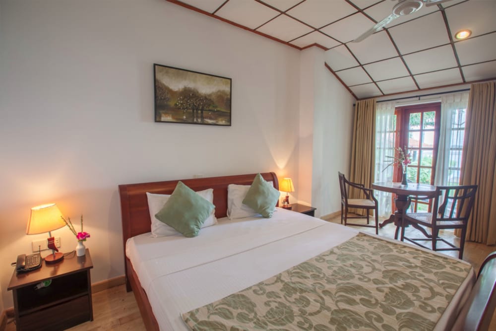 Фото Oak Ray Lake Resort